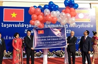 Tập đoàn THACO chính thức bàn giao sân bay Nong Khang cho Lào 
