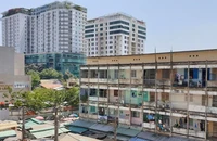 Chọn chủ đầu tư xây dựng lại chung cư cũ: Cư dân bỏ phiếu quyết định 