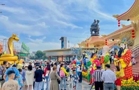 Top 10 tỉnh thành thu hàng ngàn tỉ đồng từ du lịch Tết 