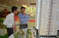 Rộng cửa mua nhà ở xã hội: Giảm lãi vay, nâng khống chế thu nhập