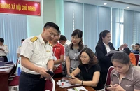 Hàng ngàn hộ kinh doanh tiên phong chuyển từ thuế khoán sang kê khai