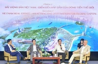 Vốn ngoại săn lùng tài sản chuẩn, bất động sản Việt Nam hưởng lợi