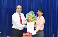 Bí thư quận Gò Vấp làm chủ tịch Liên đoàn Lao động TP.HCM