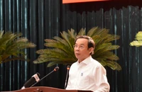 Cán bộ TP.HCM học tập Nghị quyết Đại hội Đảng bộ TP khóa XI
