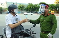 Công an TP.HCM đang cập nhật hơn 7.500 cán bộ, công chức vào app VNEID