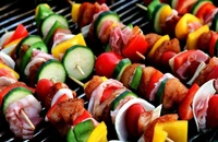 Đồ nướng: Làm gì để an toàn khi ăn?