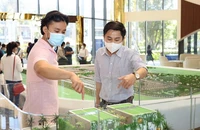 Giá bán căn hộ tại TP.HCM cao hơn thu nhập của người dân 30 lần