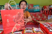 Bỏ túi chục tỉ đồng nhờ bán bánh trung thu online 