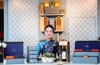 Mùa 'trỗi dậy' của bánh trung thu xa xỉ