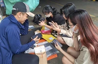 'Chợ online' lo tốn thêm hàng chục tỉ nếu phải nộp thuế thay người bán