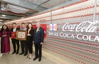 Coca-Cola Việt Nam lập kỷ lục với tác phẩm nghệ thuật rPET lớn nhất Việt Nam