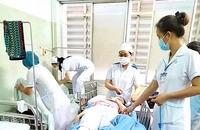 Bình Thuận: Nữ hộ sinh nhập viện và lời tố bác sĩ không cho rời ca trực để đi mua thức ăn 