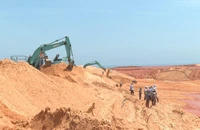 Báo cáo Bộ TN&MT vụ tràn cát khiến 1 người thiệt mạng, 3 người khác mất tích