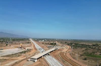 Đóng cửa 6 mỏ đất đã cấp cho nhà thầu tại cao tốc Vĩnh Hảo - Phan Thiết