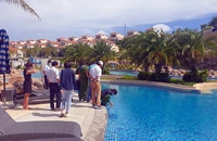 Tạm đình chỉ vụ án bé trai người Nhật chết đuối trong hồ bơi tại resort Mũi Né