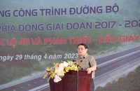 Thủ tướng tuyên bố thông xe cao tốc Mai Sơn-QL45 và Phan Thiết-Dầu Giây