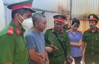 Hơn 100 cảnh sát khám xét 6 điểm liên quan đường dây khai thác vàng qui mô lớn