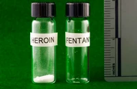 Công an khuyến cáo về ma túy tổng hợp fentanyl, chỉ dính vào tay cũng nhiễm độc
