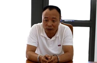 Bắt tạm giam người bán cháo lòng giả 'đại tá cảnh sát' lừa chạy án cho vợ chồng Tú 'ác'