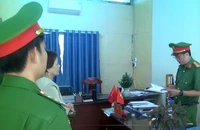 Xúc phạm thẩm phán trên mạng xã hội, 1 phụ nữ bị bắt