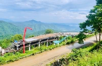Quốc lộ 28B phải hoàn thành trước khi sân bay Liên Khương đóng cửa