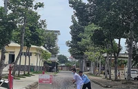 Một người bịt mắt nhảy lầu tại Bệnh viện Đa khoa Bình Thuận