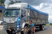 Công an Lâm Đồng tạm giữ hình sự tài xế xe tải lấn làn tông 2 người tử vong