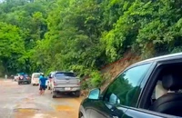 Thông tin mưa lớn gây sạt lở đá làm 'tê liệt' Quốc lộ 28B là chưa chính xác