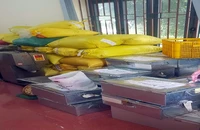 Phát hiện hàng tấn cà phê dỏm, 100% là đậu nành tẩm hương liệu