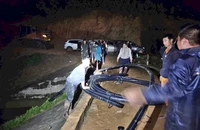 Lâm Đồng: Duyệt dự án cứu hồ Cay An tại hiện trường trong đêm