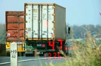 Xử phạt nhiều tài xế chạy với tốc độ 'rùa bò' trên cao tốc Phan Thiết - Dầu Giây
