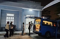 Hai nghi can vô cớ sát hại người ven sông Cà Ty đã ra đầu thú