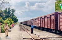 CSGT kiểm tra nồng độ cồn cán bộ, nhân viên đường sắt ga Suối Kiết
