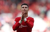 MU hi sinh Ronaldo vì một người 