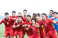 Siêu phẩm của Tiến Long giúp U-23 Việt Nam cầm hòa Hàn Quốc