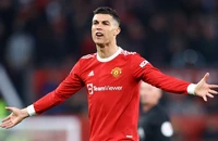 Spartak Moscow bỗng dưng dùng Messi chế nhạo Ronaldo