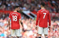 Bruno Fernandes nói với Ronaldo: 'Hãy cho tôi biết điều gì xảy ra'
