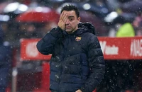 Barcelona thua Chelsea vì hết tiền