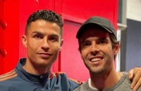 Kaka bất ngờ đến Manchester United