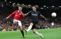 Arsenal thắng khó, MU gây thất vọng ở Europa League