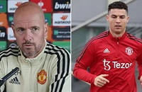 Ten Hag xin lỗi người hâm mộ vì Ronaldo