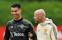 Ten Hag chấm dứt tranh cãi về Ronaldo