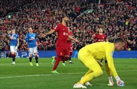 Liverpool thắng trận thứ 2, Tottenham lại gây thất vọng 