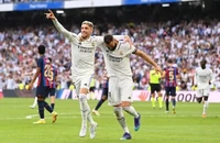 Real Madrid hạ gục Barcelona ở El Clasico 