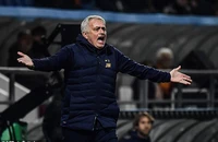 Cầu thủ phản bội Mourinho và sắp bị đuổi khỏi AS Roma là ai?