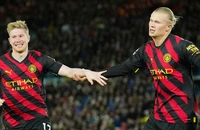 Haaland lập cú đúp, Man City thắng dễ Leeds 