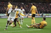 Rashford lập công chuộc tội, MU vào Top 4 Premier League