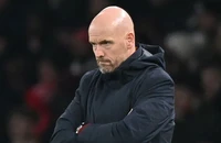Ten Hag bực mình cảnh báo sao MU