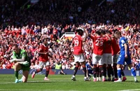 MU bay vào Top 3 Premier League