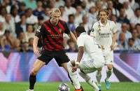 De Bruyne lập siêu phẩm giải cứu Man City trước Real Madrid